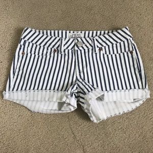 Aeropostale stripped denim shorts